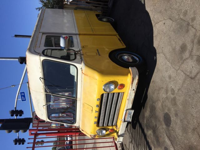 1960 International Harvester Metro mite - photo 8