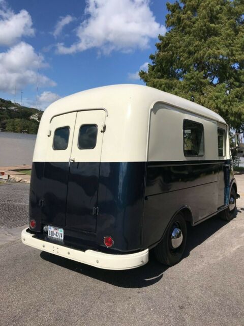 1960 International Harvester Metro A122 - photo 10