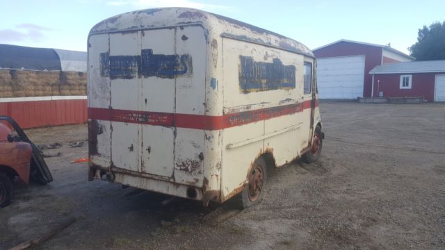 1960 International Harvester Metro - photo 2
