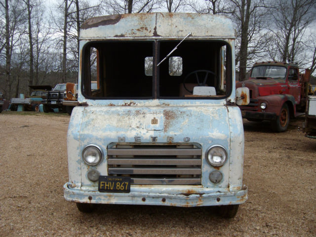 1960 International Harvester Metro Mite - photo 2