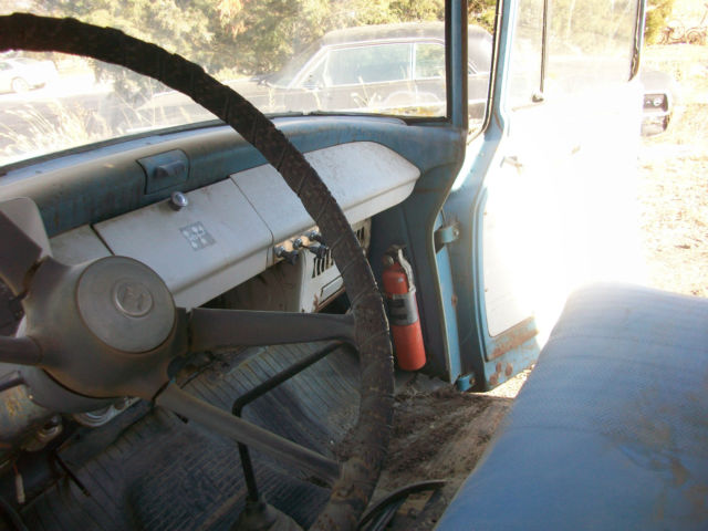 1960 International Harvester B 112 - photo 10