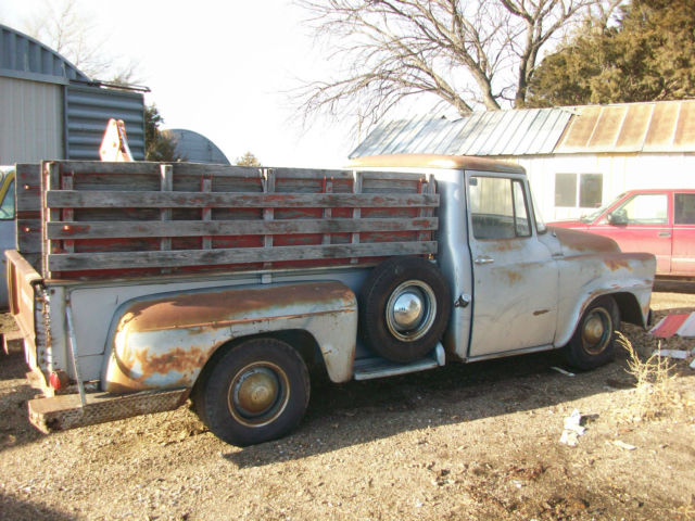 1960 International Harvester B 112 - photo 3