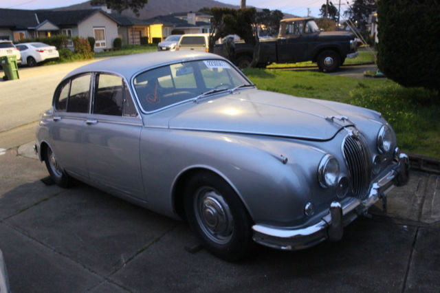 1960 Jaguar Mark 2 MK2 LUXURY SEDAN 4D - photo 2