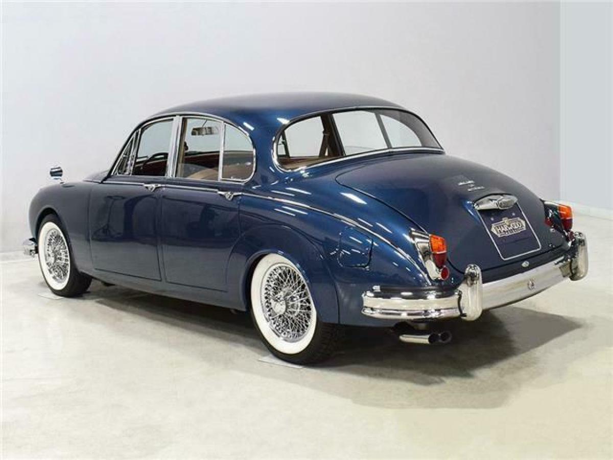1960 Jaguar MK 2 - photo 4