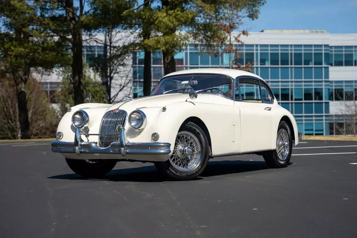 1960 Jaguar XK 150 3.8 FHC Coupe White AWD Manual 4-Speed 1960 Jaguar XK 4-Speed