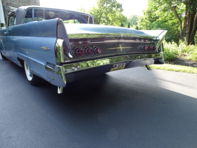 1960 Lincoln Continental - photo 6