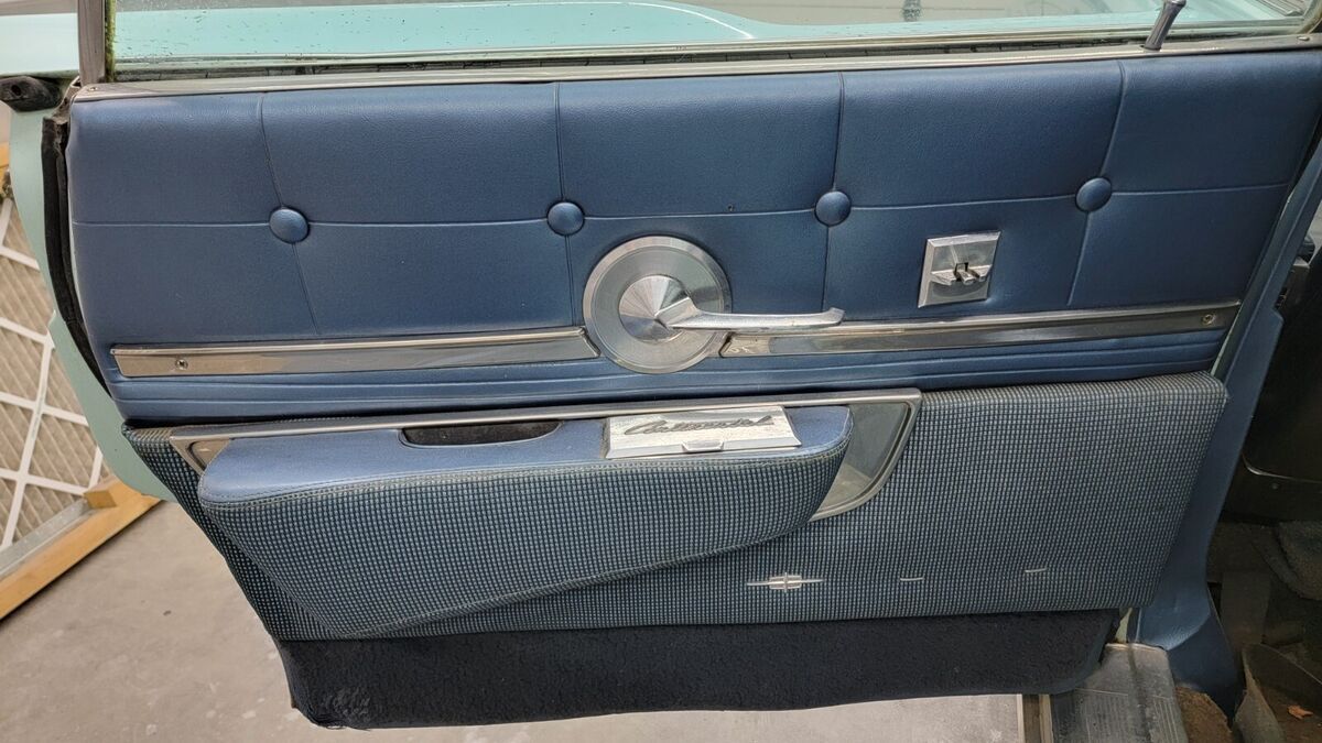 1960 Lincoln Continental Mark V - photo 13