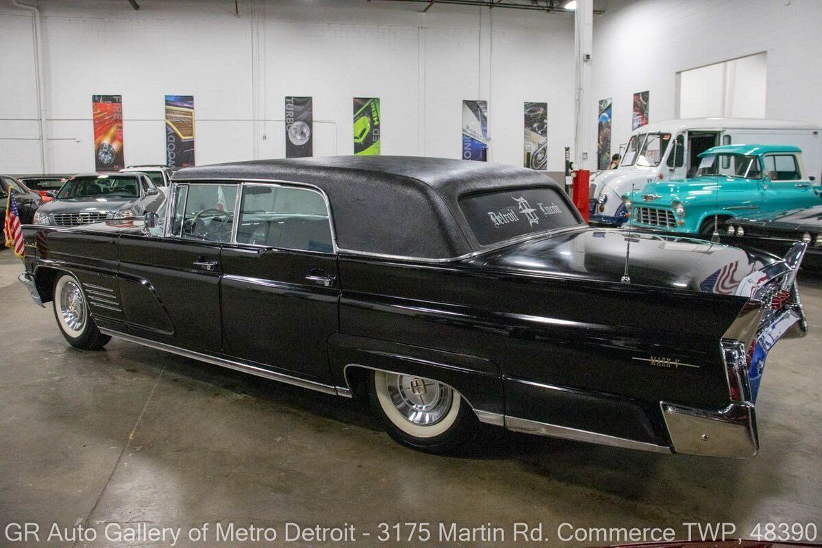 1960 Lincoln Continental Mark V - photo 3