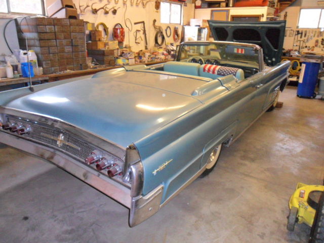 1960 Lincoln Continental - photo 8