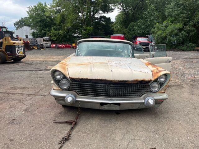 1960 Lincoln Continental Sedan White RWD Automatic mark V 1960 Lincoln Continental mark V