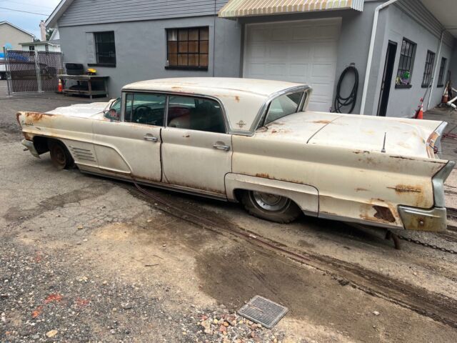 1960 Lincoln Continental mark V - photo 9