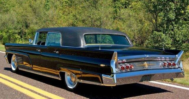1960 Lincoln Continental - photo 8