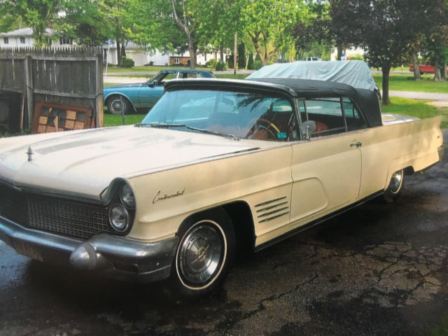 1960 Lincoln Continental CONVERTIBLE - photo 2