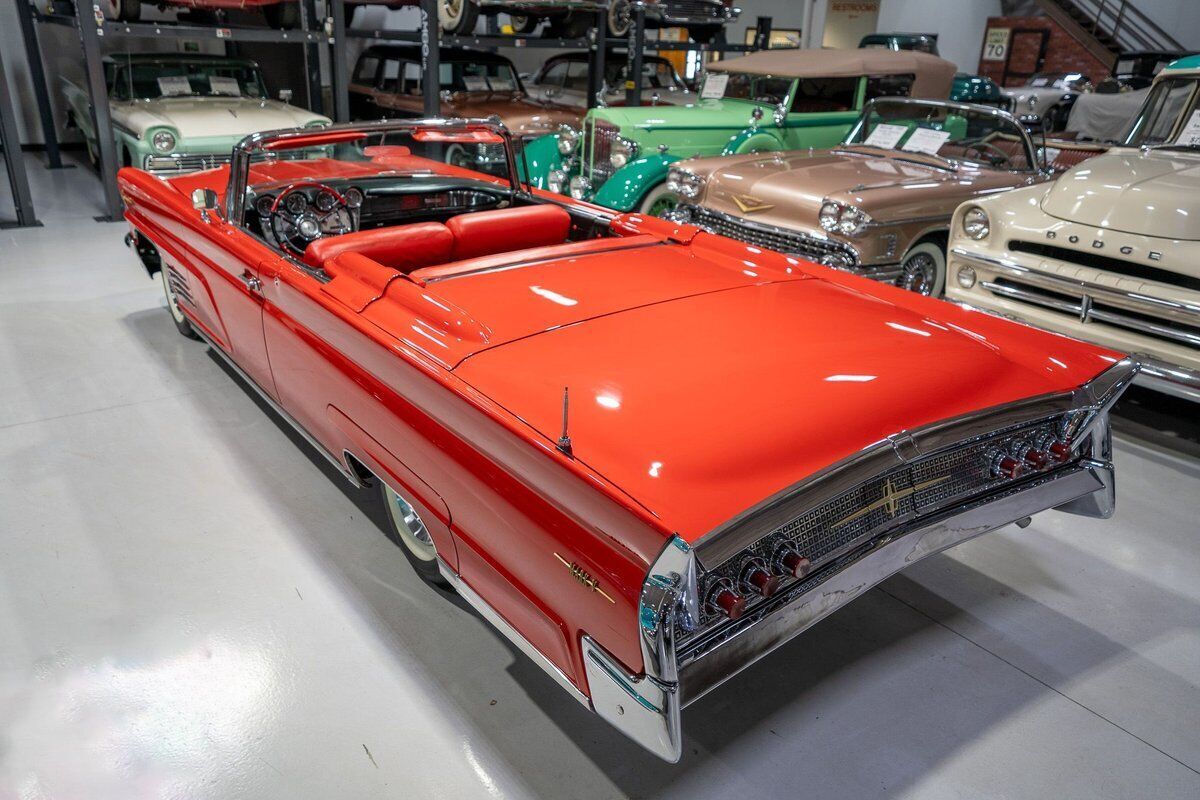 1960 Lincoln Mark V Continental Convertible - photo 11