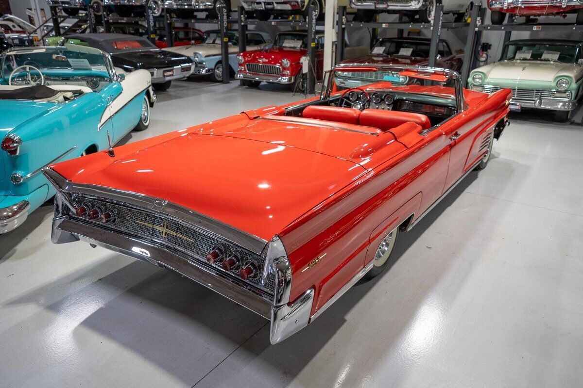 1960 Lincoln Mark V Continental Convertible - photo 9