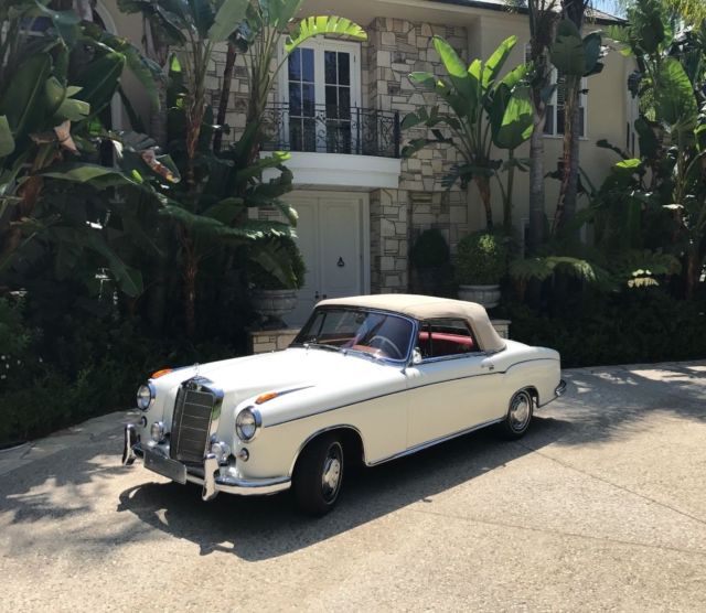 1960 Mercedes 220 SE Cabriolet PONTON 1960 Mercedes-Benz 200-Series 220 SE Cabriolet