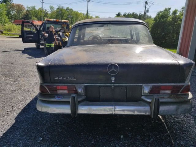 1960 Mercedes-Benz 200-Series SE - photo 6