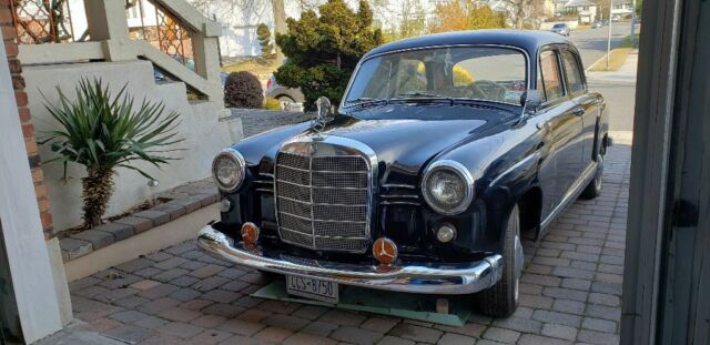 1960 Mercedes-Benz 180b Ponton 1960 Mercedes-Benz 180b