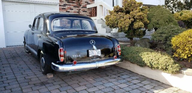 1960 Mercedes-Benz 180b - photo 2
