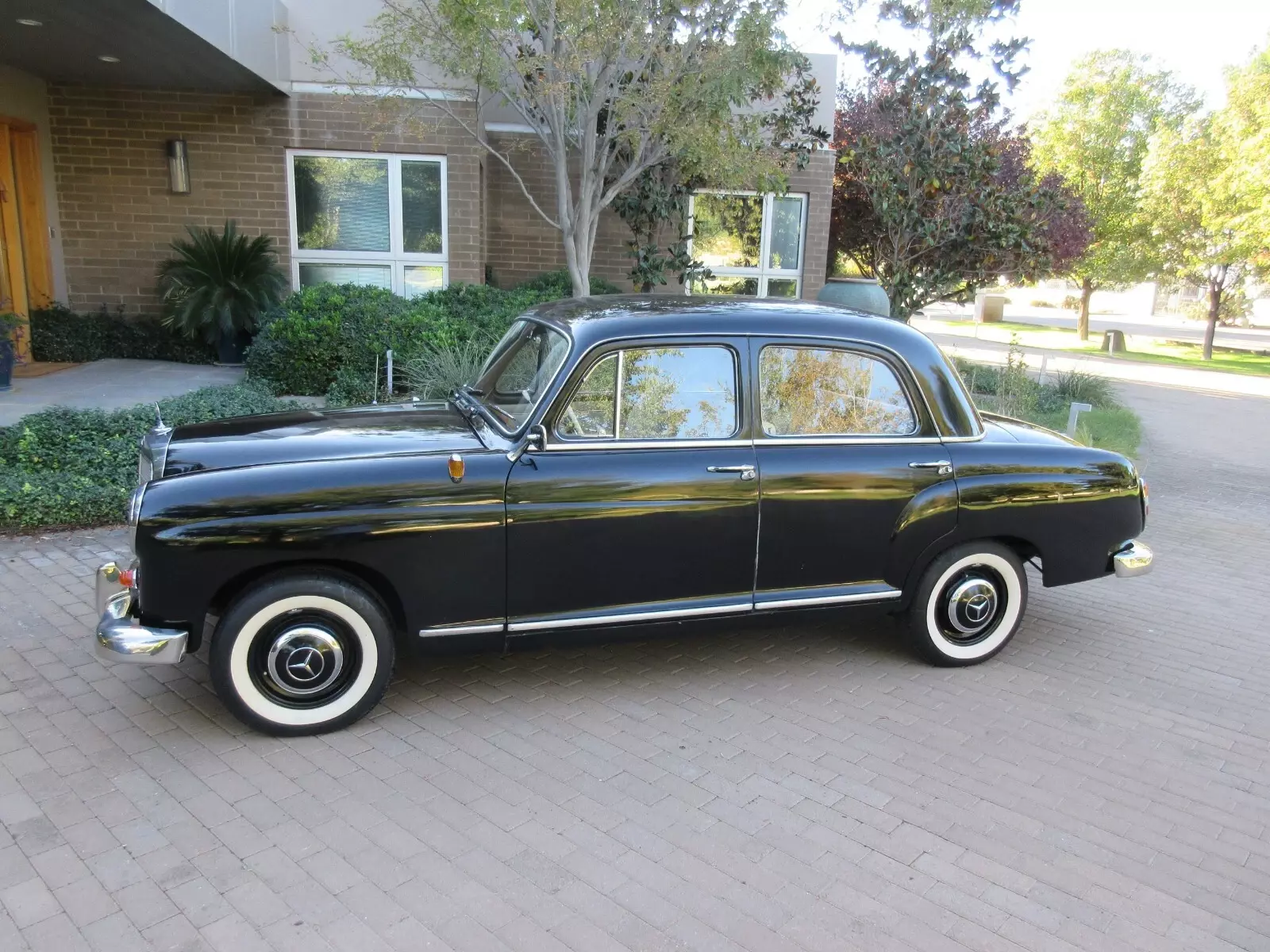 1960 Mercedes-Benz 190B series 1960 Mercedes-Benz 190B series