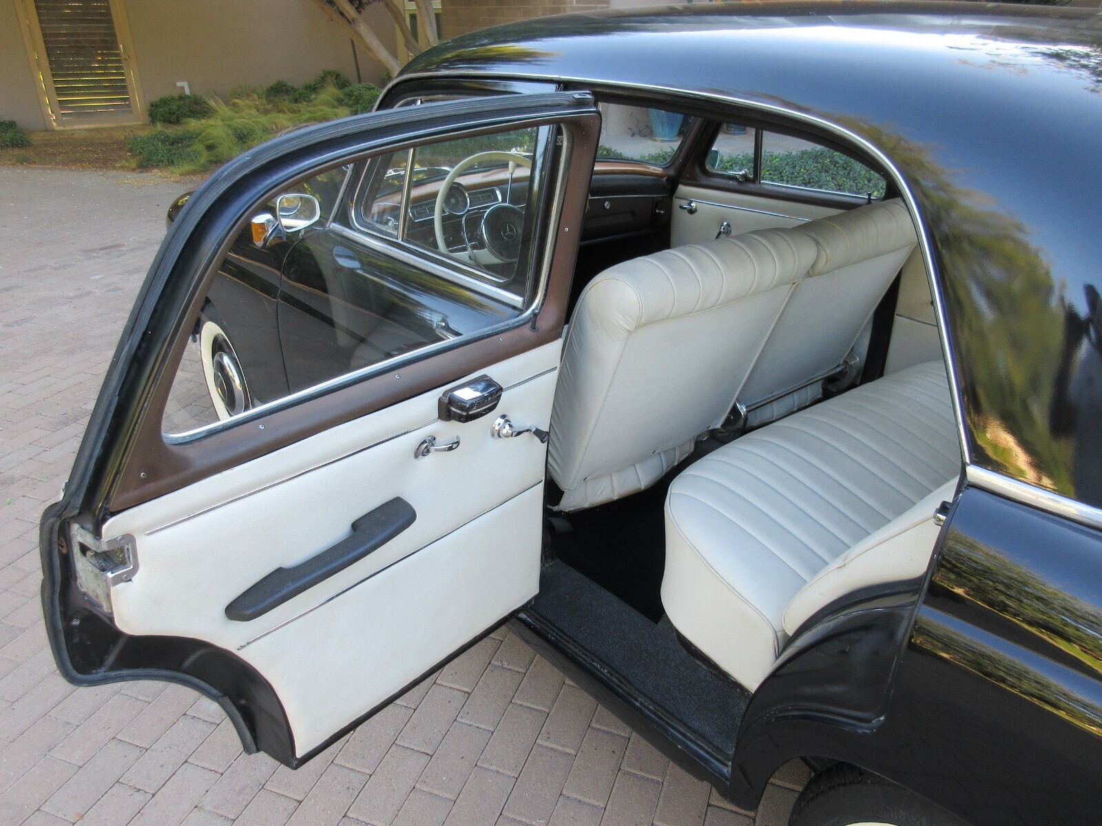 1960 Mercedes-Benz 190B series - photo 10
