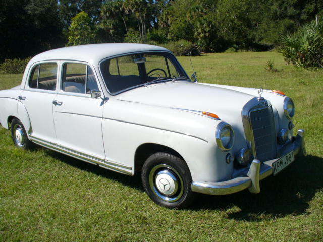 1960 Mercedes-Benz 200-Series - photo 2