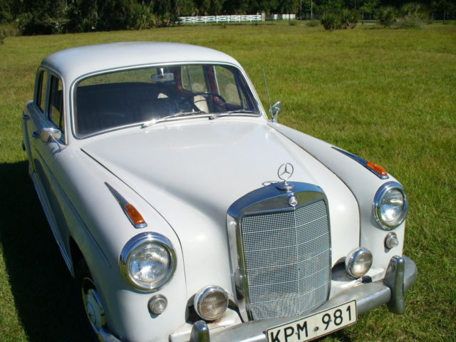 1960 Mercedes-Benz 200-Series - photo 9