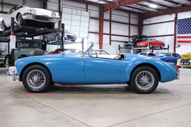 1960 MG MGA Convertible - photo 3