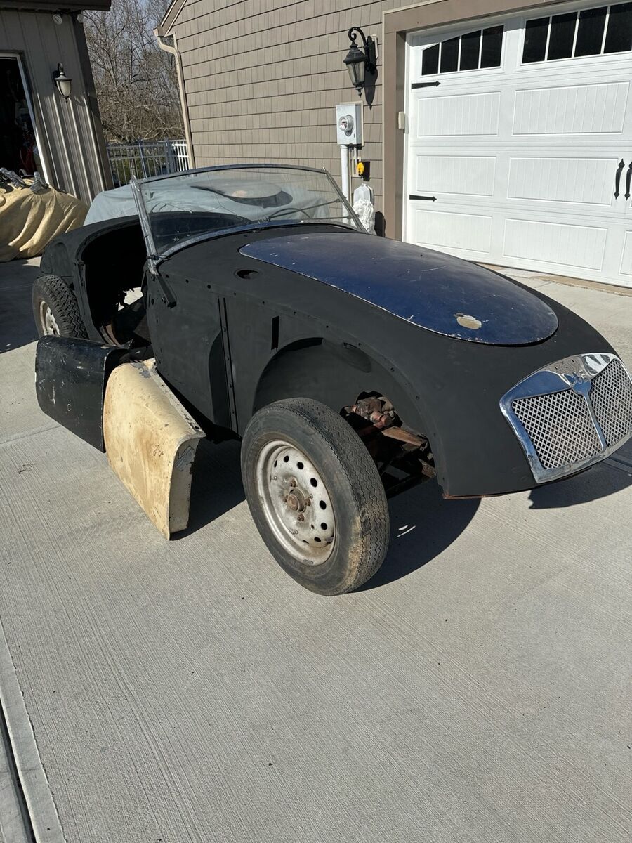 1960 MG MGA Convertible with title 1960 MG MGA