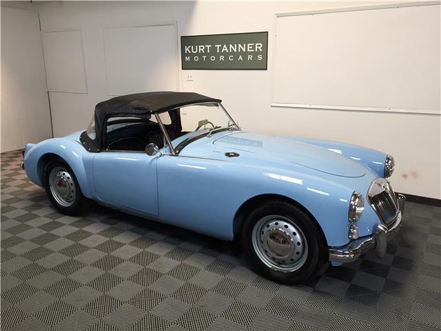 1960 MG MGA Roadster - photo 2