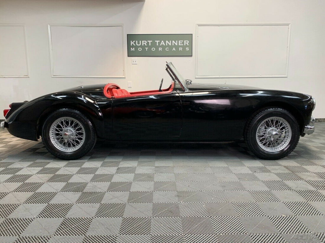 1960 MG MGA 1960 MGA 1600 MK1 ROADSTER. 62,519 BELIEVED ORIGINAL MILES. - photo 3
