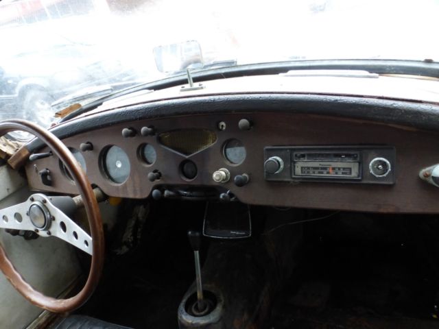 1960 MG MGA Coupe - photo 9