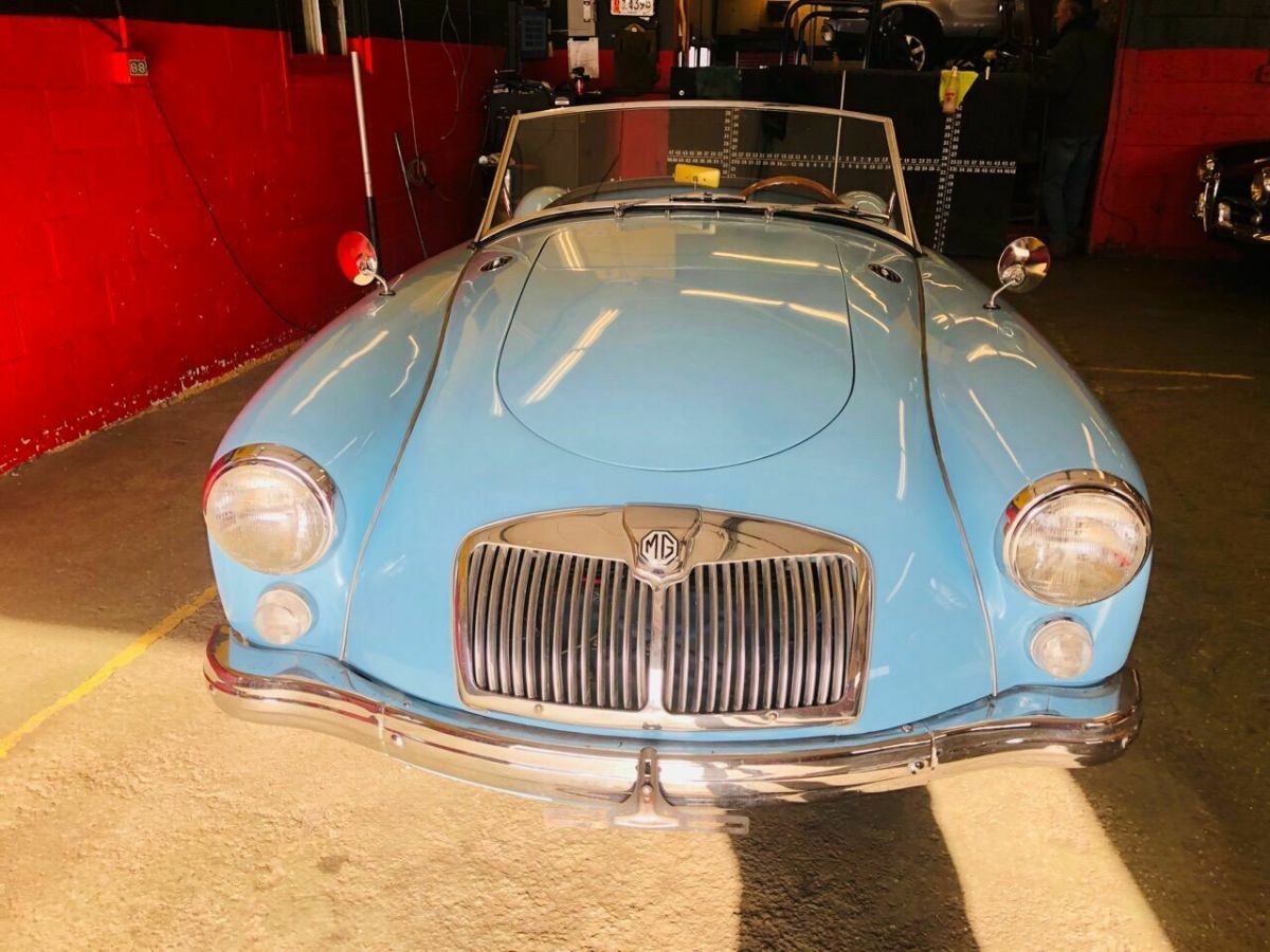 1960 MG MGA ROADSTER - photo 2