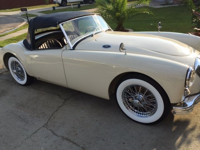 1960 MGA Roadster 1600MK 1 restored still in super condition 1960 MG MGA Roadster