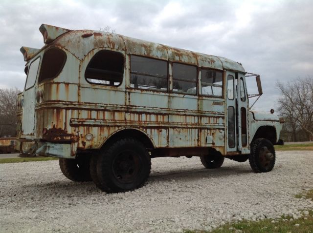 1960 Mercury NAPCO short school bus - photo 2
