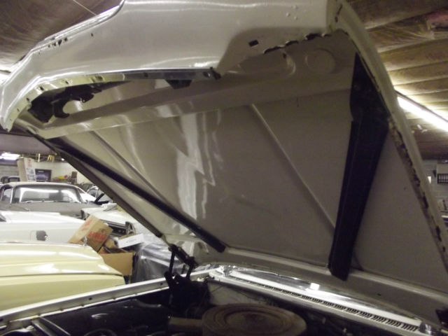 1960 Oldsmobile Eighty-Eight Deluxe 88 Convertible - photo 13