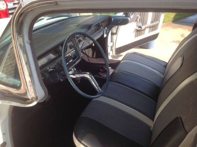 1960 Oldsmobile Ninety-Eight Four door sedan - photo 6