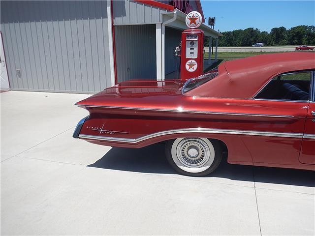 1960 Oldsmobile Ninety-Eight Convertible - photo 13