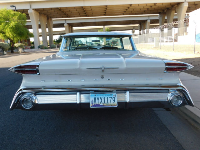1960 Oldsmobile Ninety-Eight - photo 4