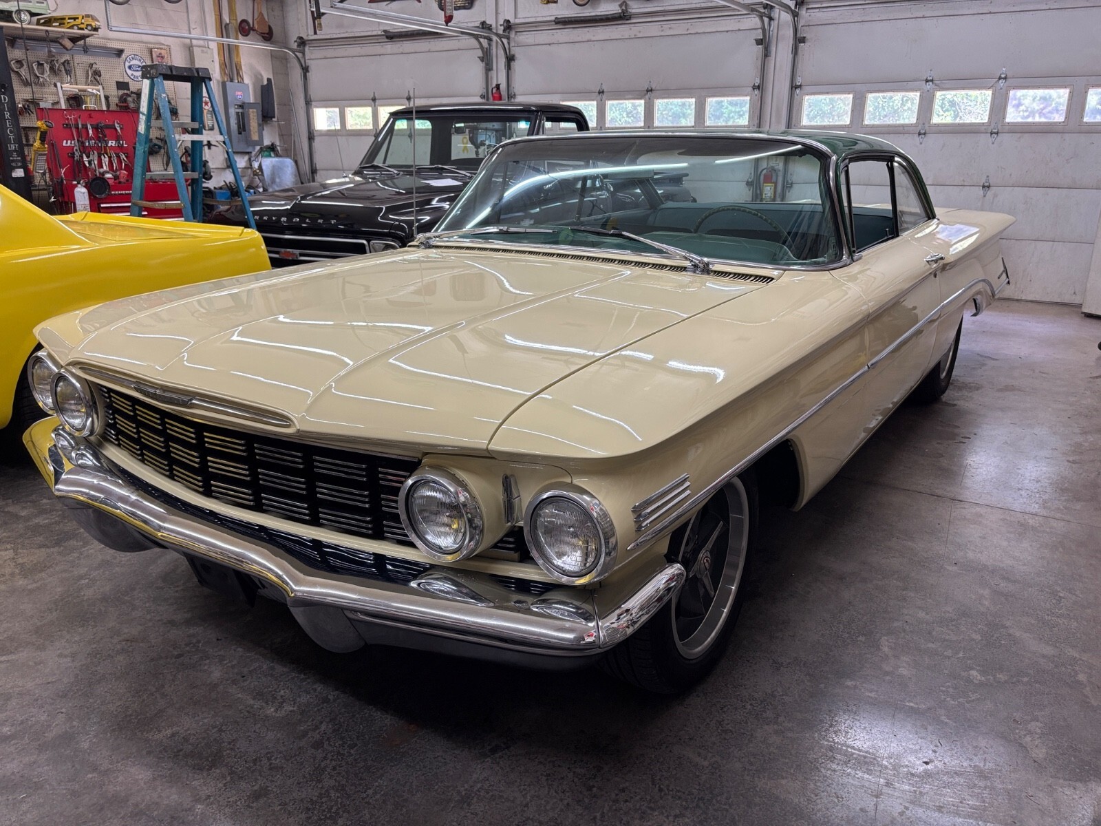 1960 Oldsmobile Dynamic - photo 13