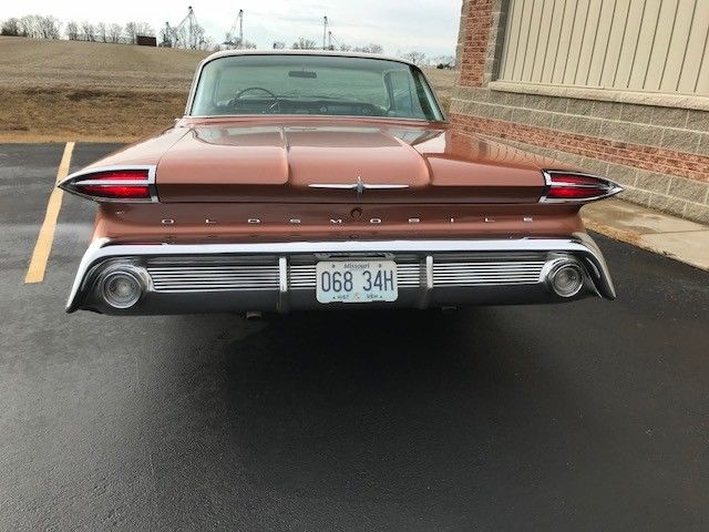 1960 Oldsmobile Ninety-Eight - photo 4