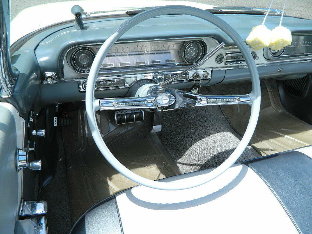 1960 Oldsmobile Eighty-Eight - photo 11