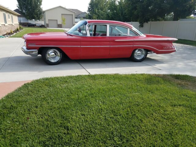 1960 Oldsmobile Eighty-Eight 4 Dr - photo 2