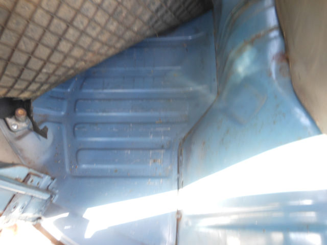 1960 Volkswagen Bus/Vanagon OG Patina Dove Blue Paint w/ Logos & Dual Treasure - photo 12