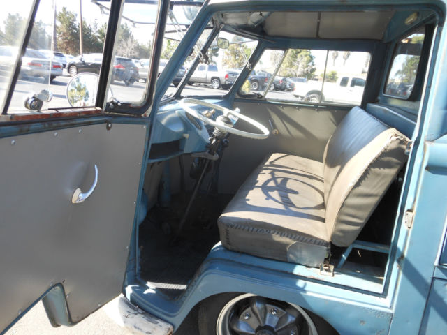 1960 Volkswagen Bus/Vanagon OG Patina Dove Blue Paint w/ Logos & Dual Treasure - photo 9