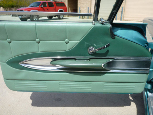 1960 Ford Thunderbird - photo 11