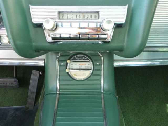 1960 Ford Thunderbird - photo 5