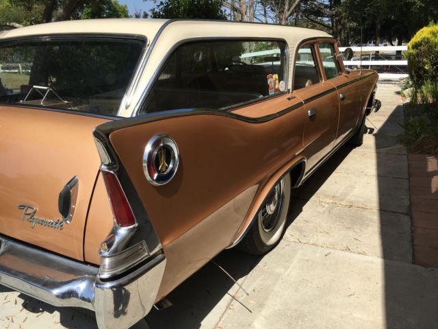 1960 Plymouth Suburban Wagon - DeLuxe - 318 Poli-HEMI Engine - Push Button Trans 1960 Plymouth Other DeLuxe