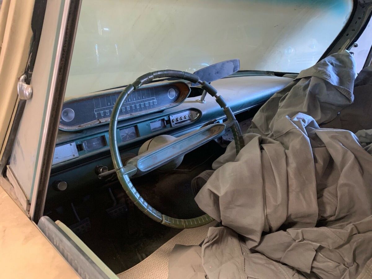 1960 Plymouth Suburban - photo 6