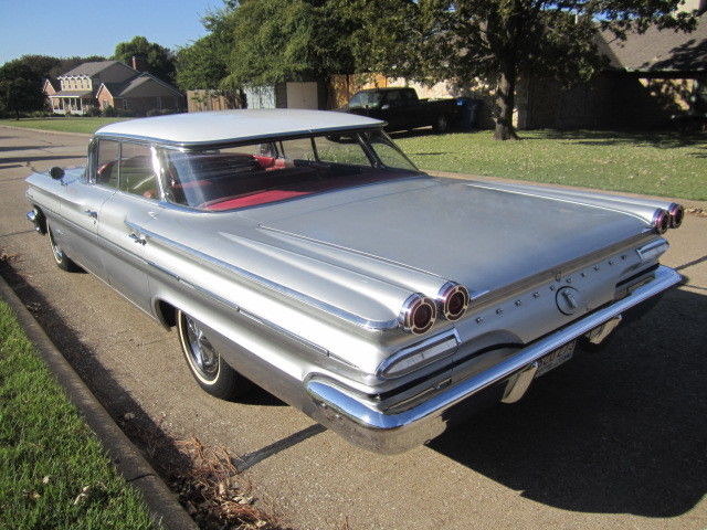 1960 Pontiac Bonneville - photo 10
